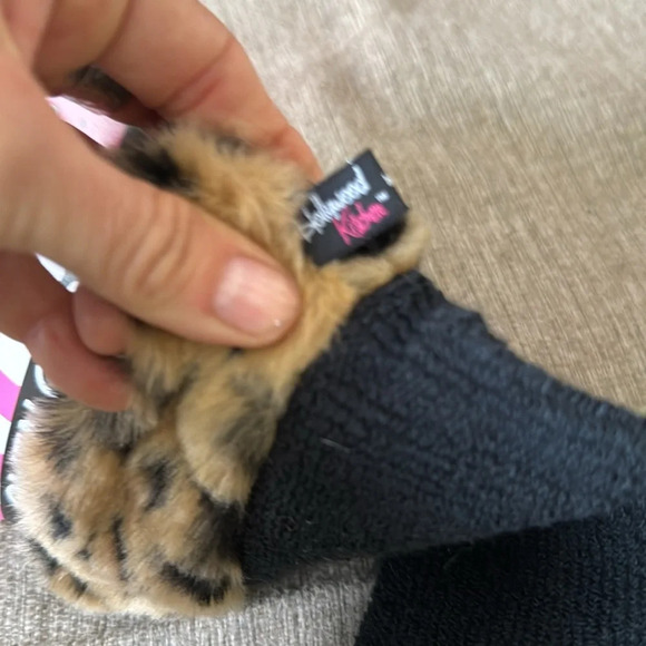 BAKING BEAUTY'S OVEN GLOVE black animal print NWT BY HOLLYWOOD KITCHEN - Picture 9 of 10